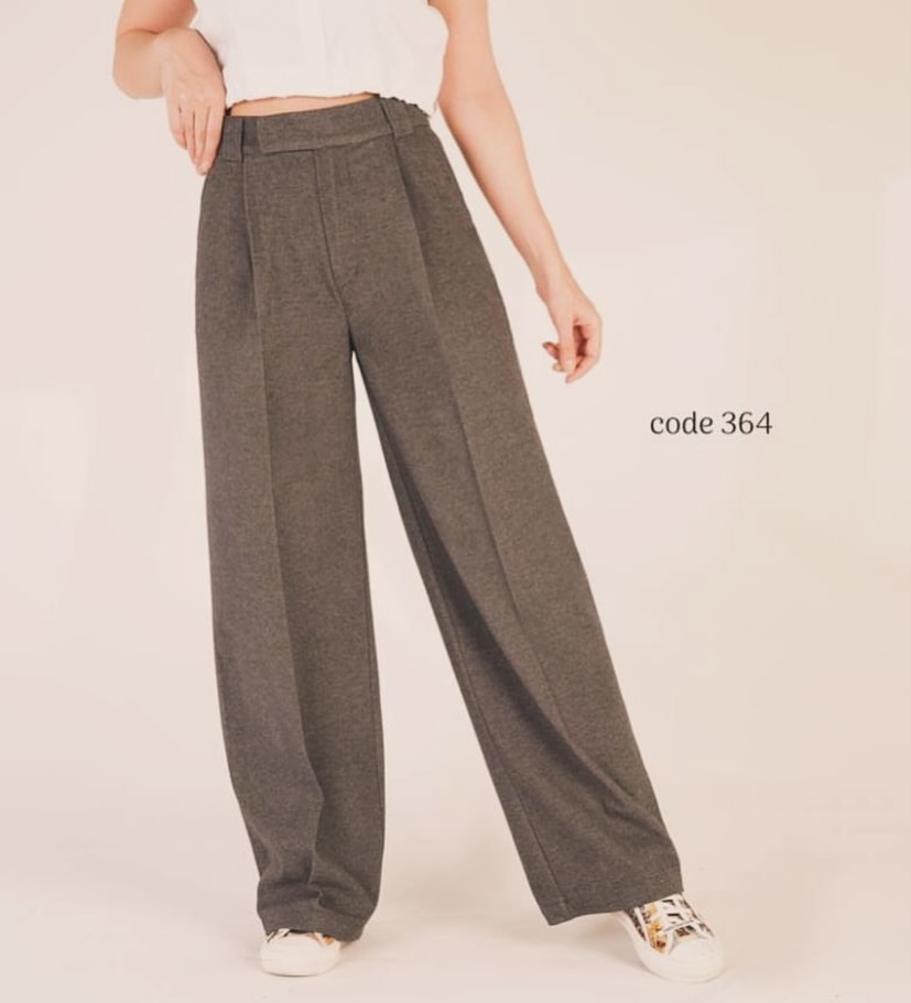 شلوار نیم بگ پشم زنانه